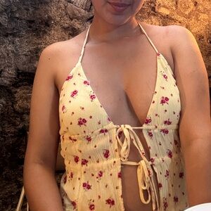 Garage, yellow floral, worn once